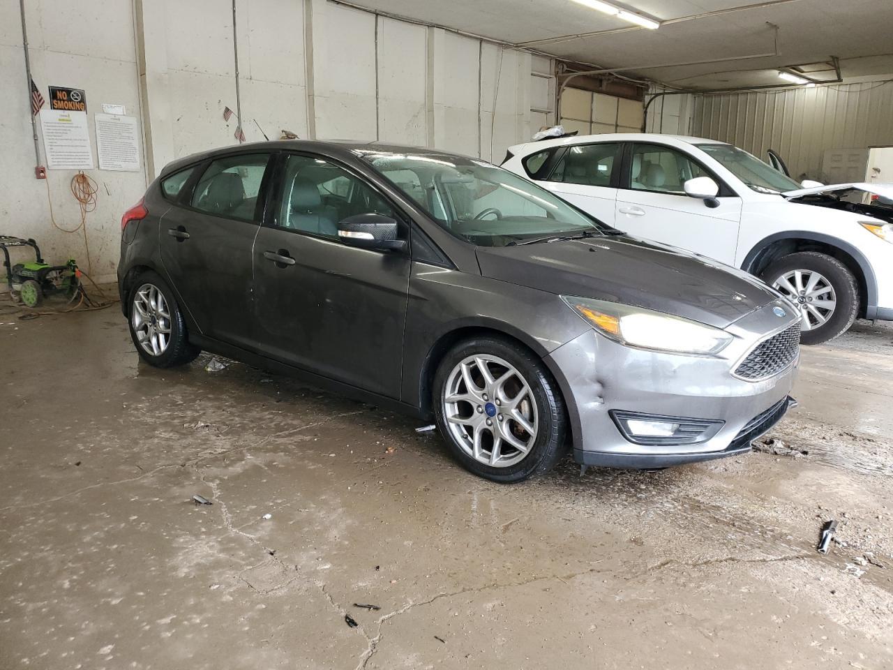 2015 Ford Focus Se - Image 4
