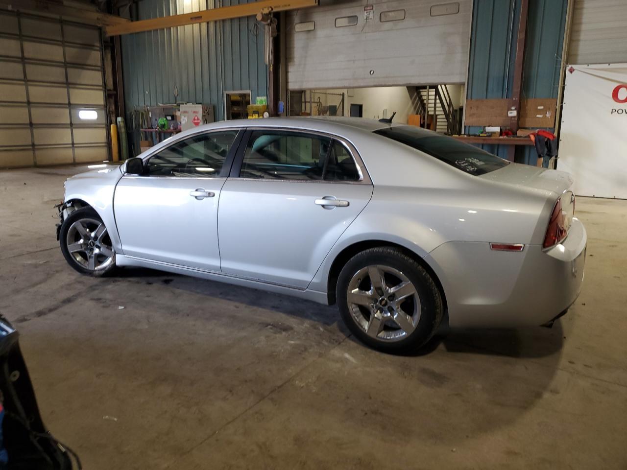 2010 Chevrolet Malibu 1Lt - Фото 2