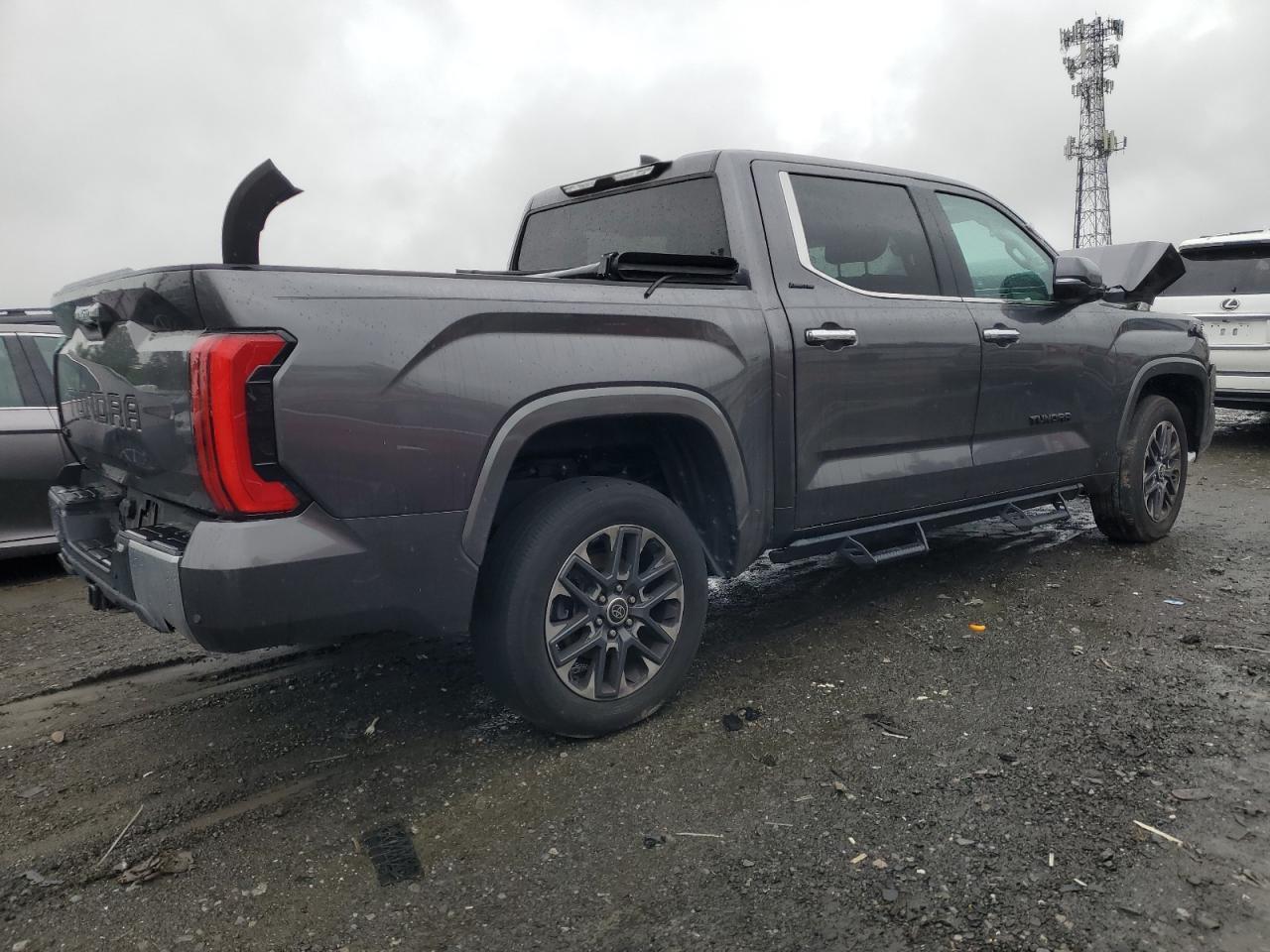 2022 Toyota Tundra Crewmax Limited - Image 3