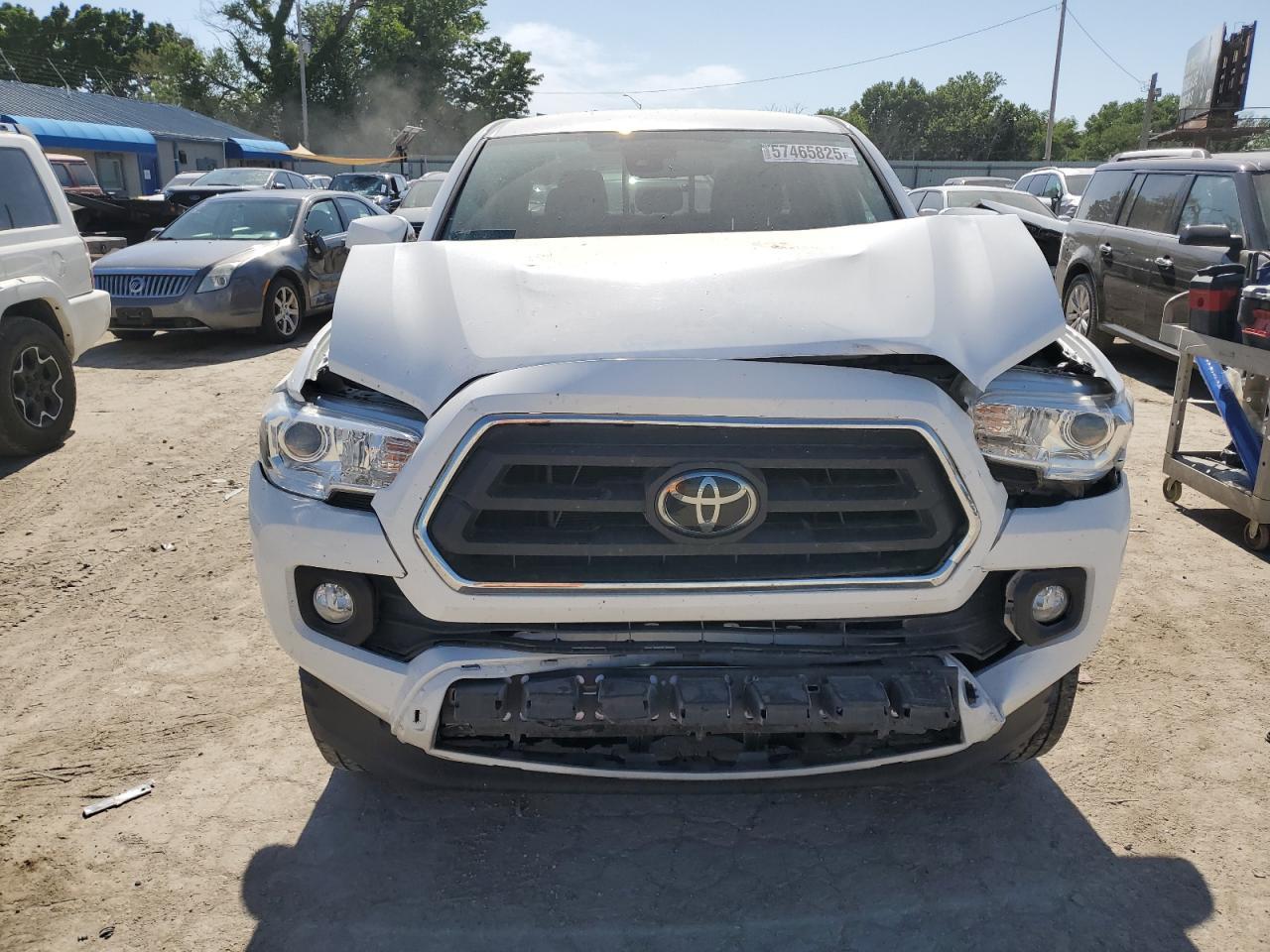 2021 Toyota Tacoma Double Cab - Image 5