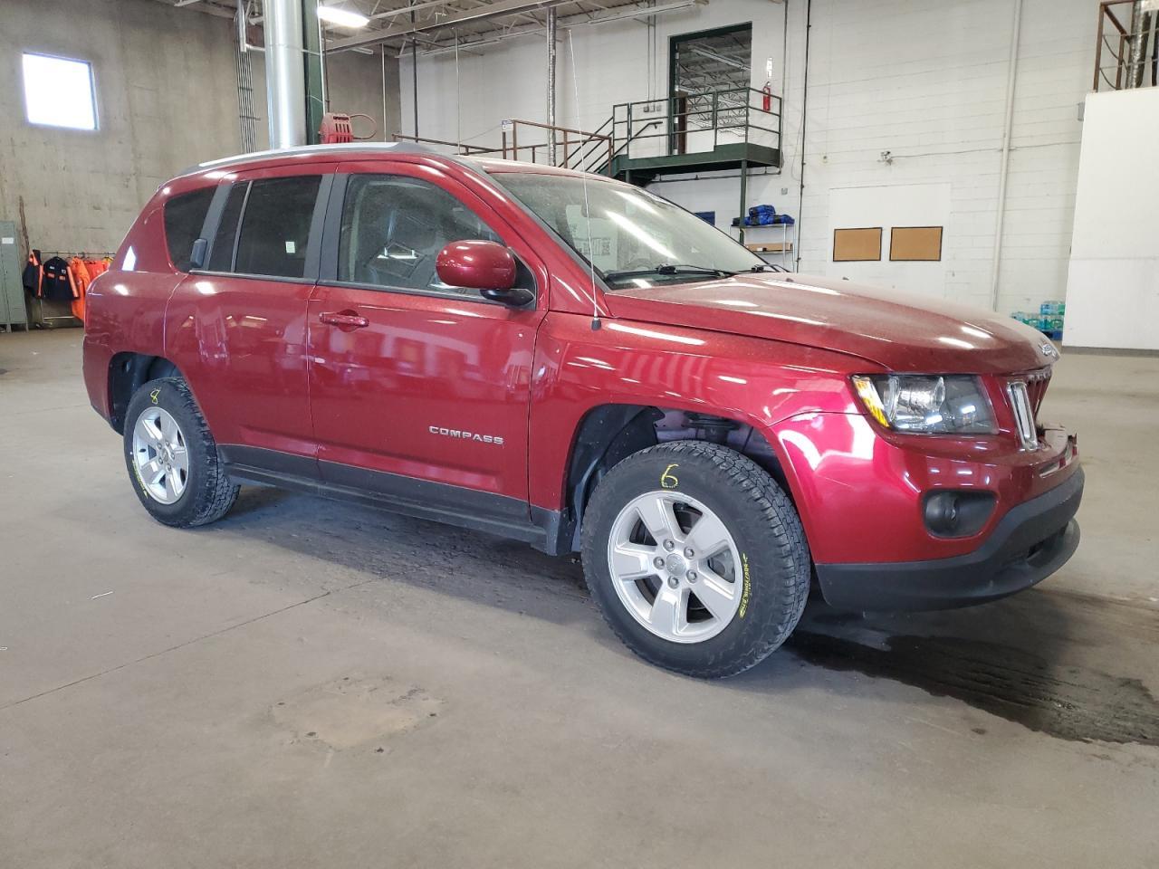 2016 Jeep Compass Latitude - Image 4