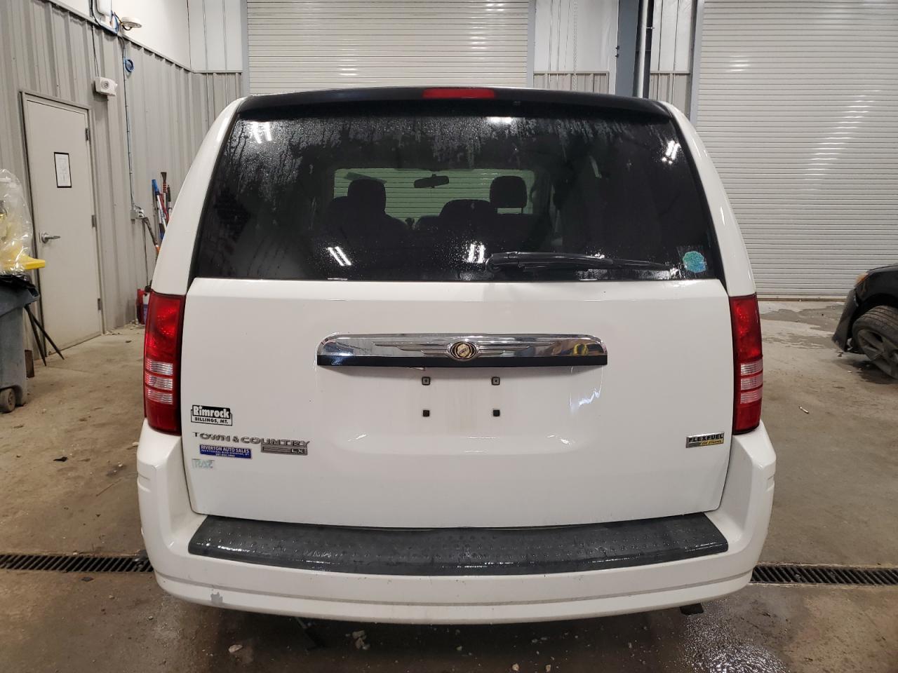 2008 Chrysler Town & Country Lx - Фото 6