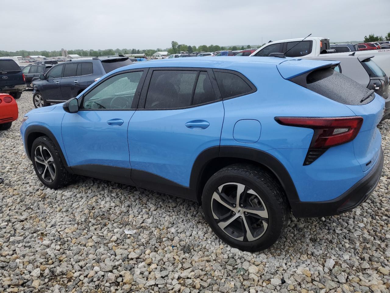 2024 Chevrolet Trax 1Rs - Фото 2