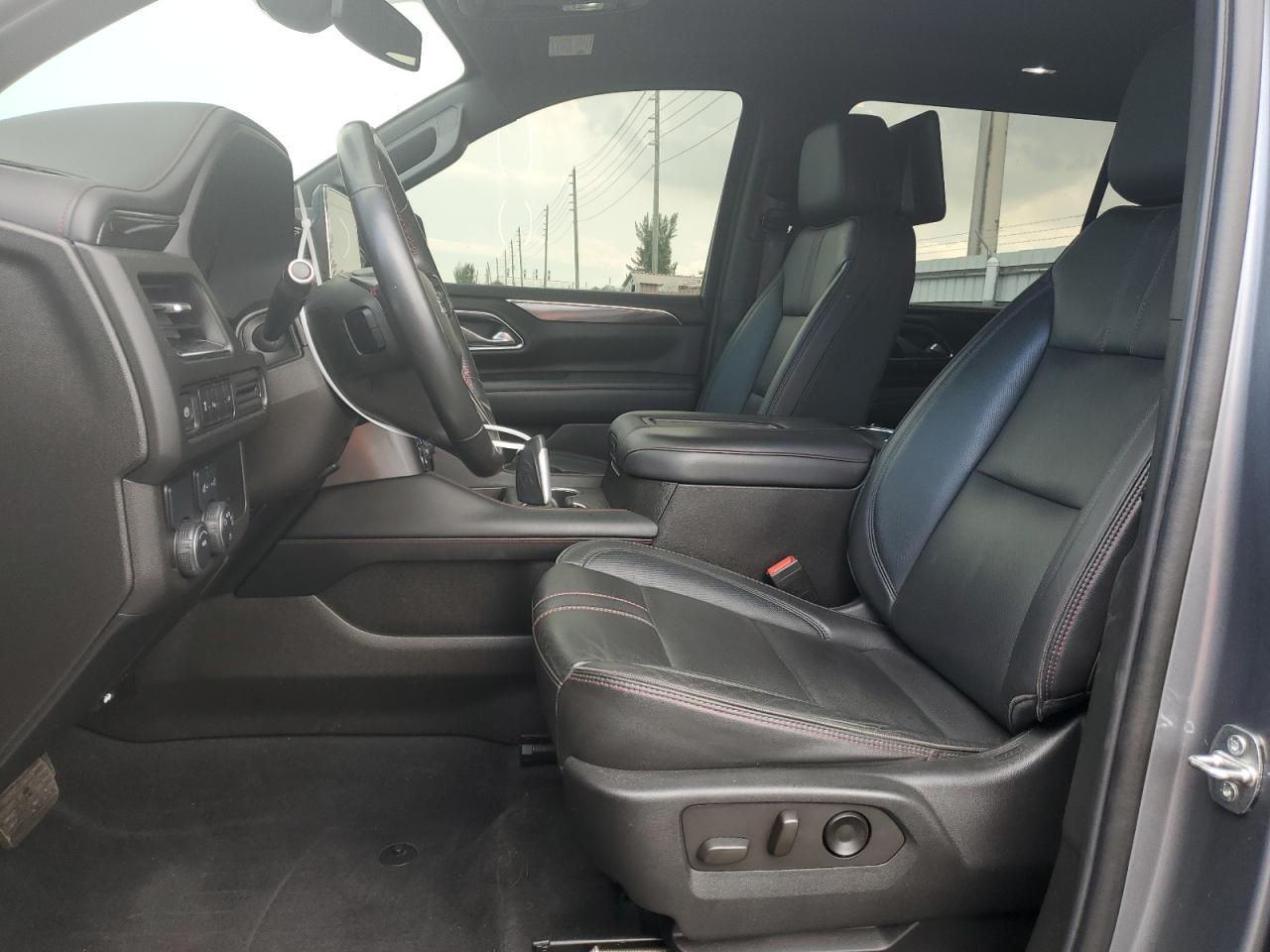 2021 Chevrolet Suburban C1500 Rst - Image 7
