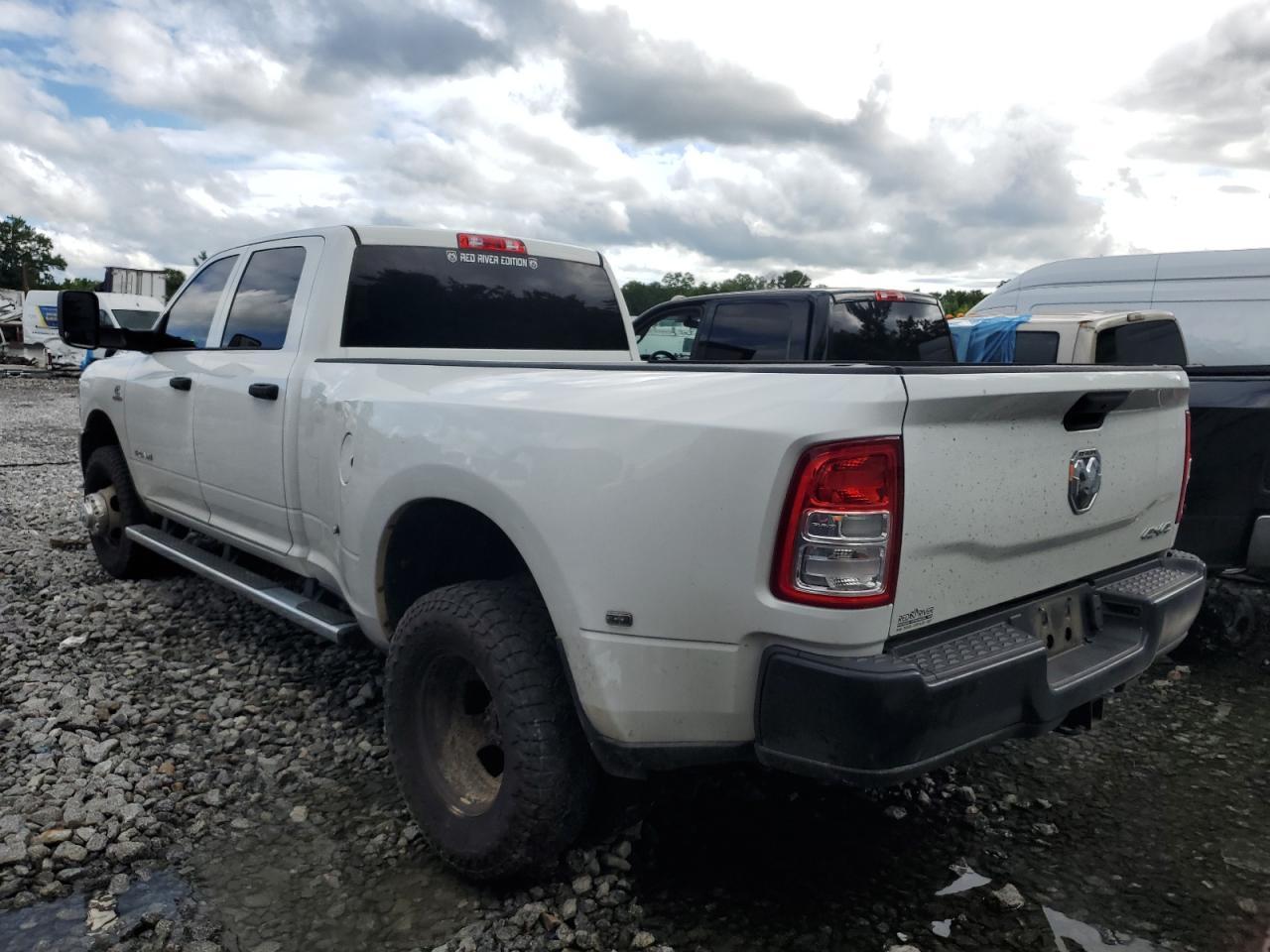 2021 Ram 3500 Tradesman - Фото 3