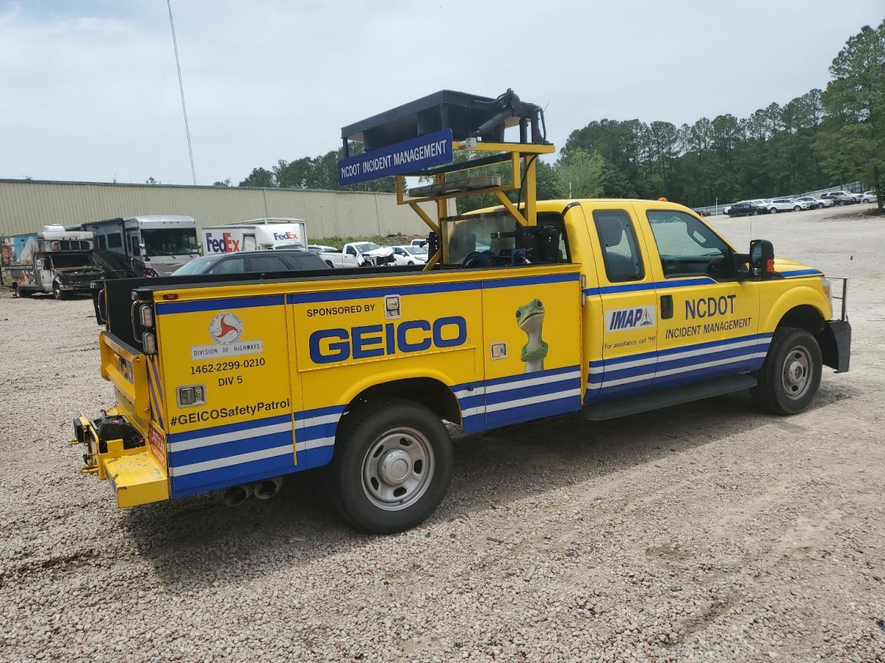 2013 Ford F350 Super Duty - Фото 3