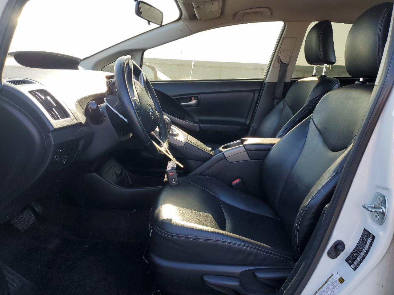 2015 Toyota Prius - Фото 7