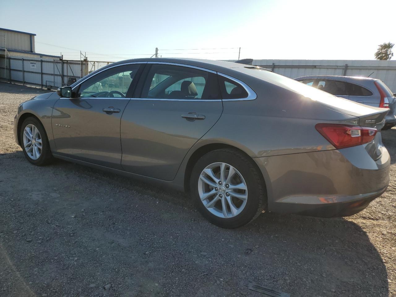 2018 Chevrolet Malibu Lt - Фото 2
