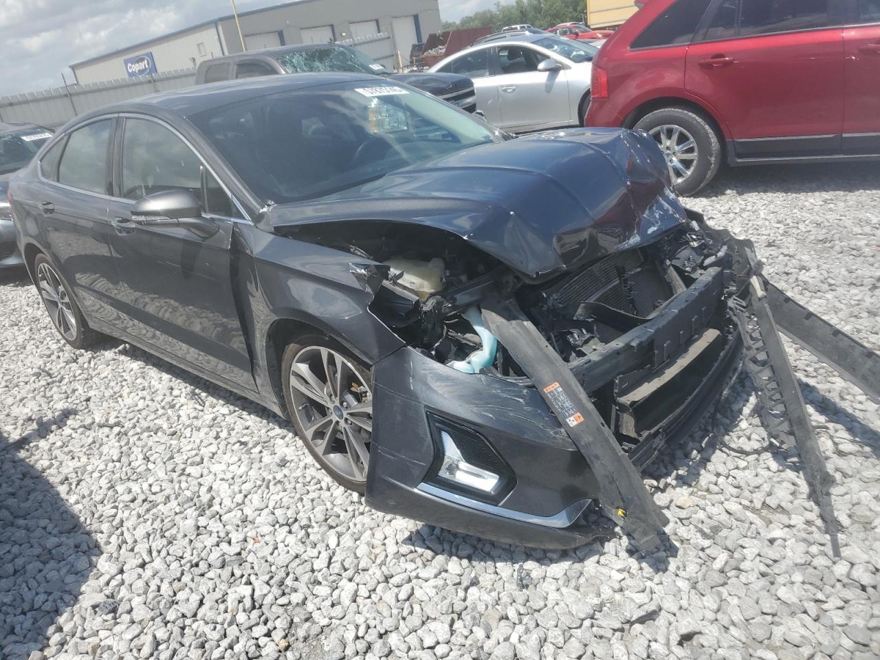 2020 Ford Fusion Titanium - Image 4