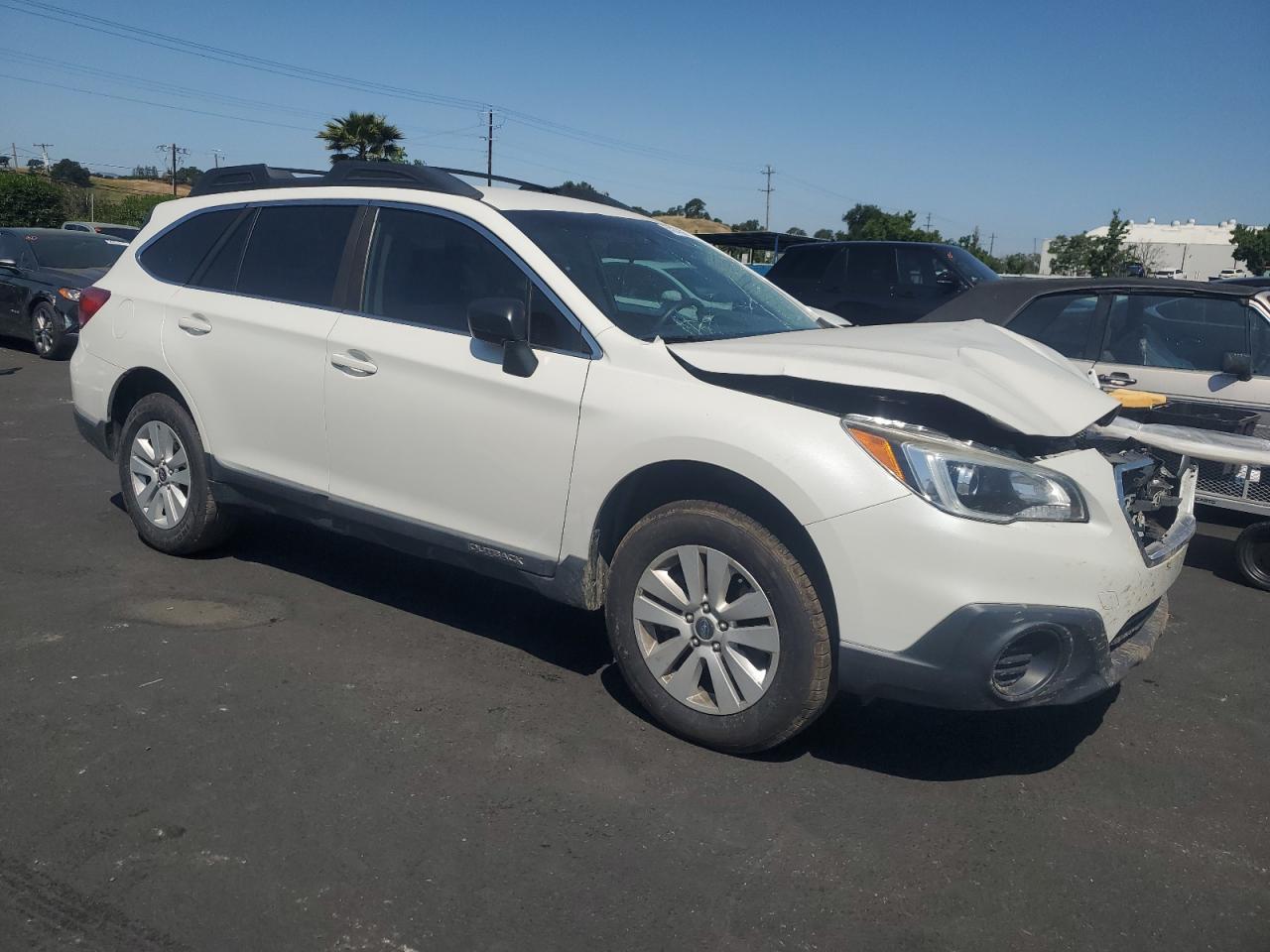 2017 Subaru Outback 2.5I - Image 4
