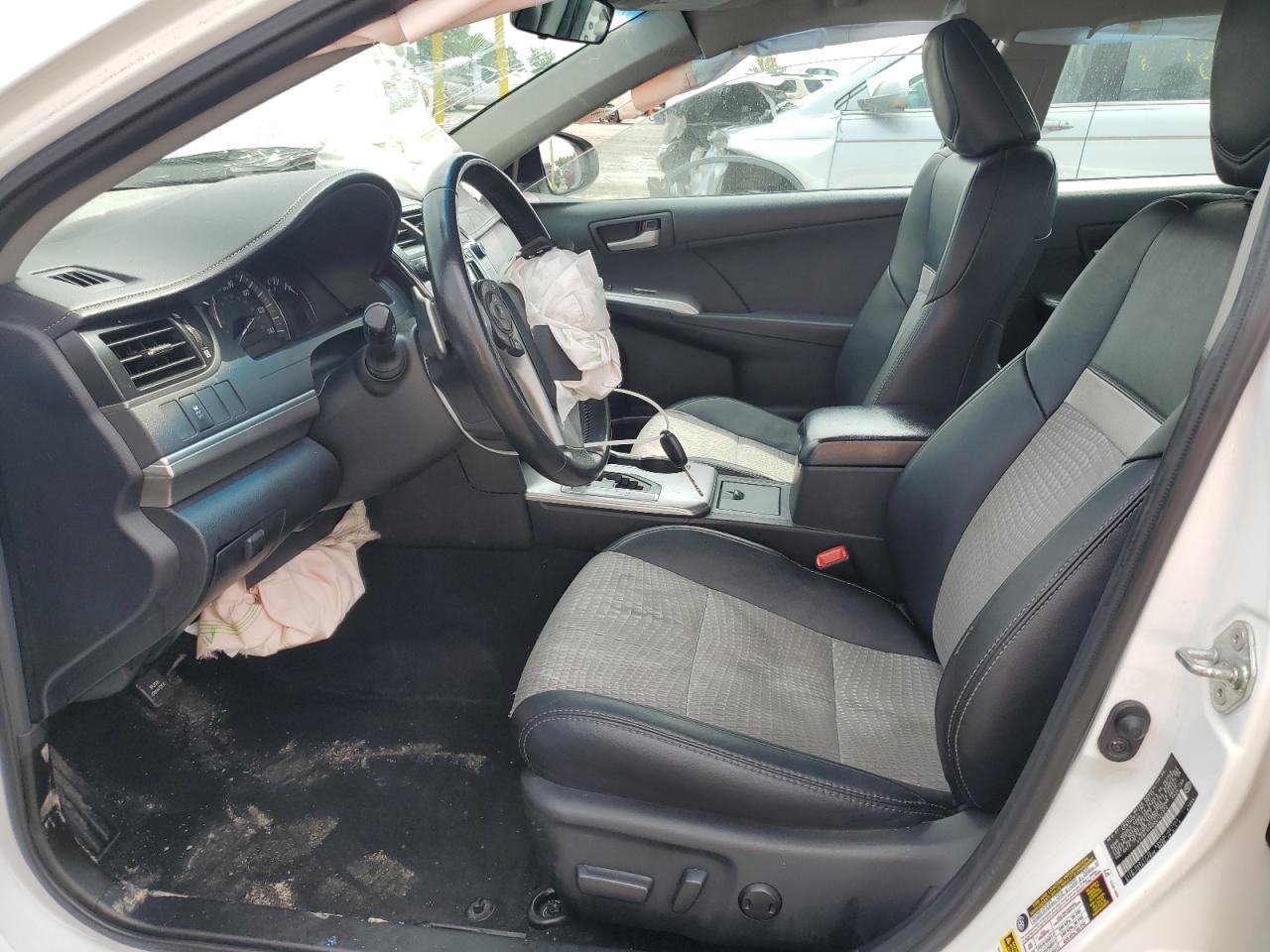 2012 Toyota Camry Base - Фото 7