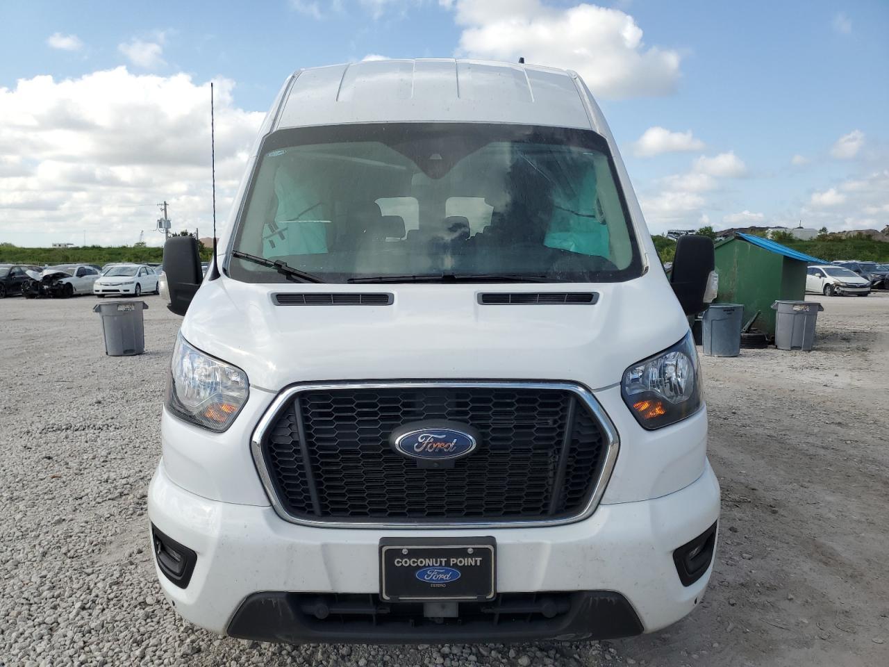 2024 Ford Transit T-350 - Фото 5