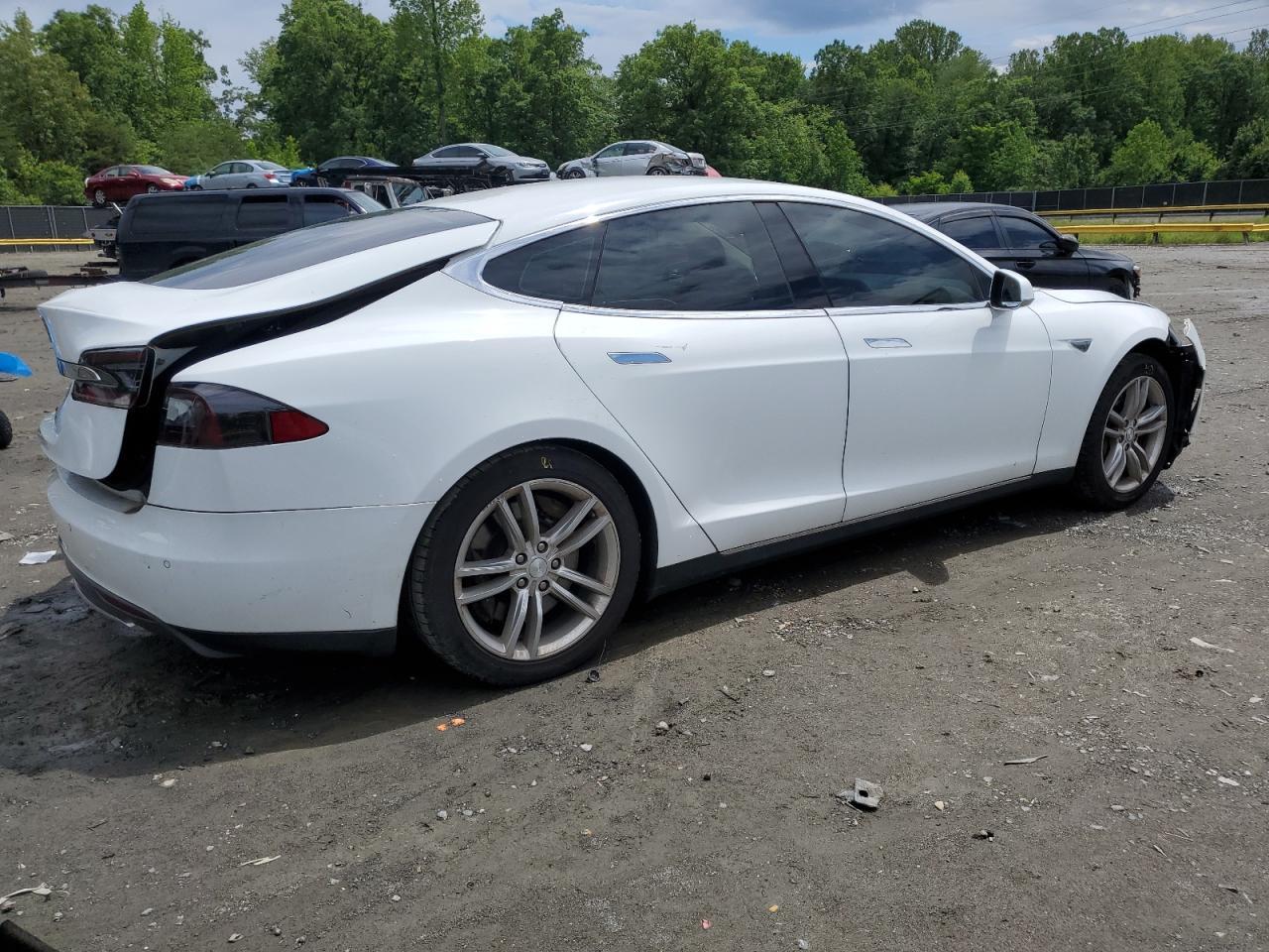 2014 Tesla Model S - Фото 3