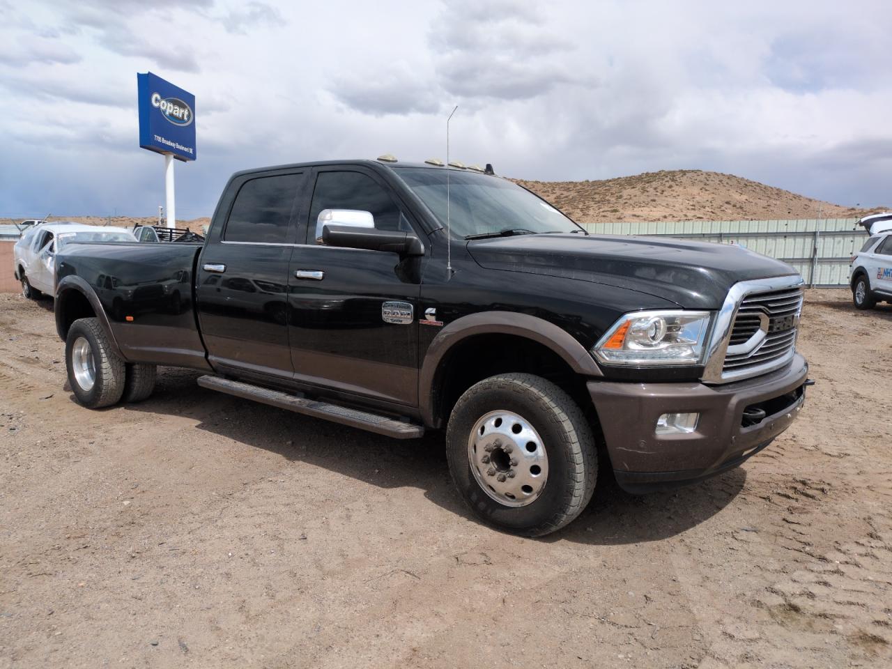 2017 Ram 3500 Longhorn - Image 4