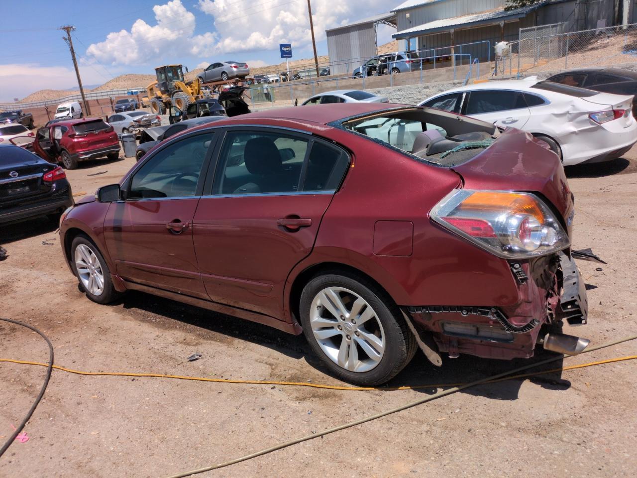 2011 Nissan Altima Sr - Фото 2