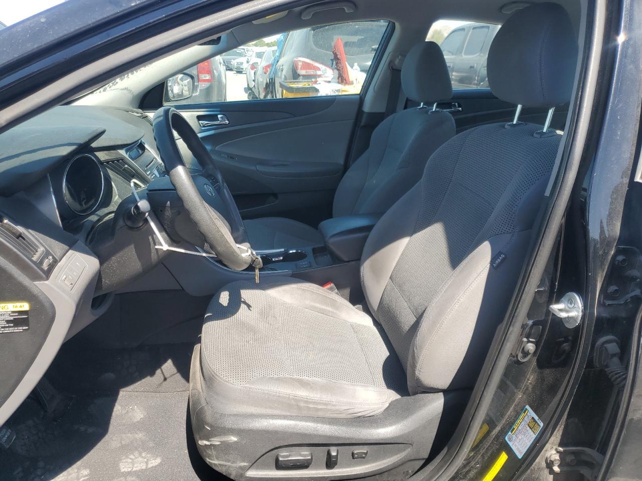 2013 Hyundai Sonata Gls - Image 7