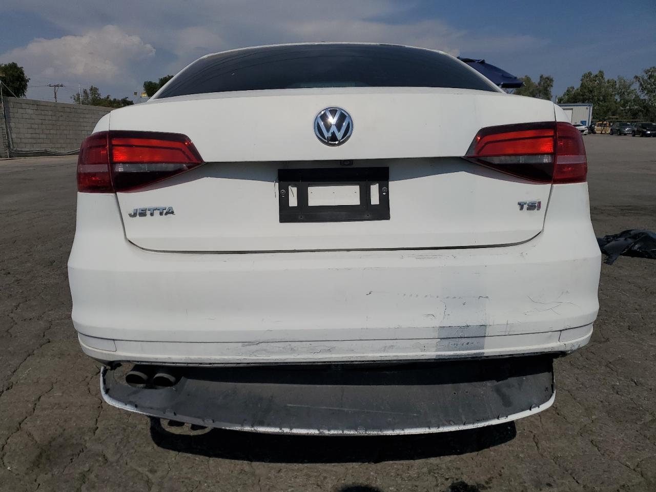 2017 Volkswagen Jetta S - Фото 6