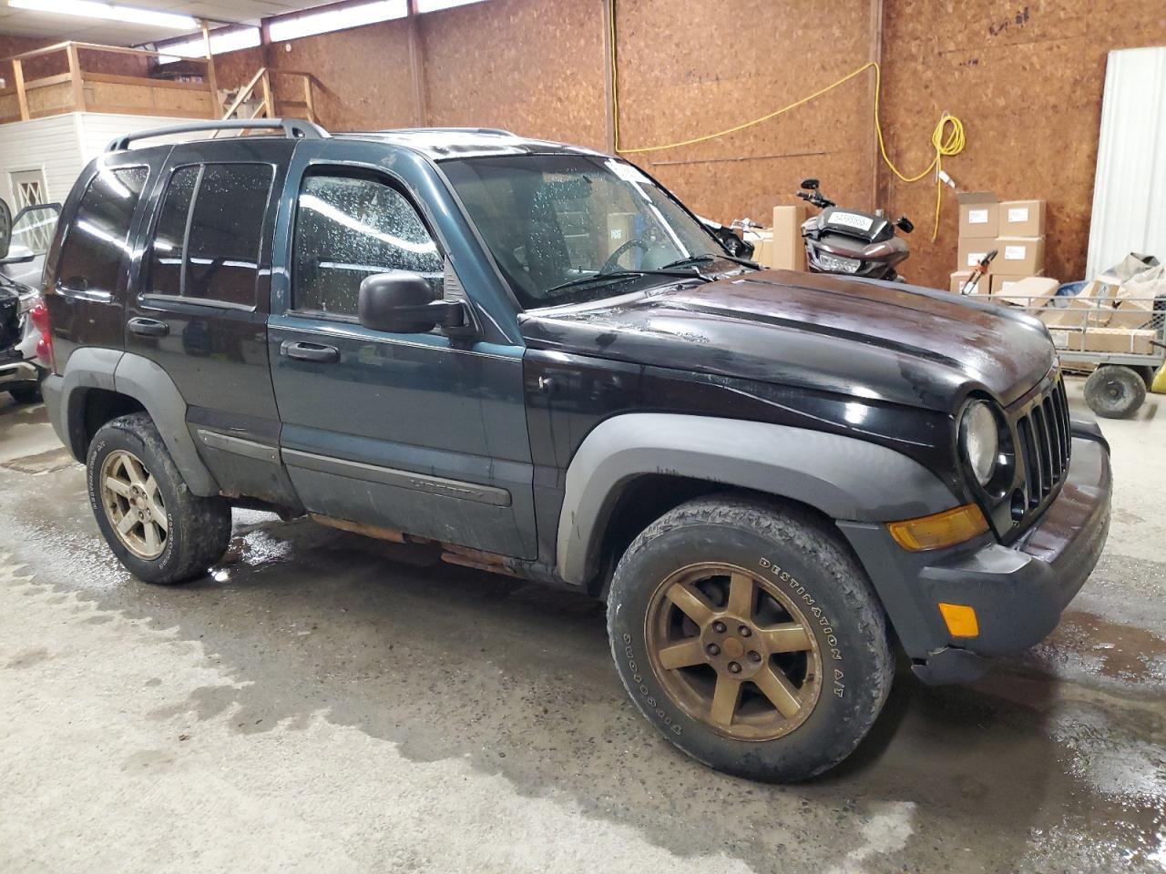 2007 Jeep Liberty Sport - Фото 4