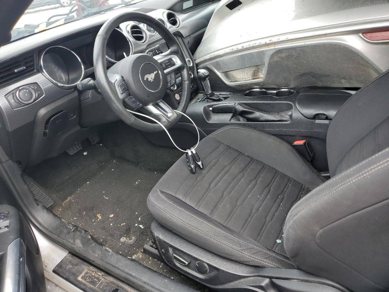 2017 Ford Mustang - Фото 7