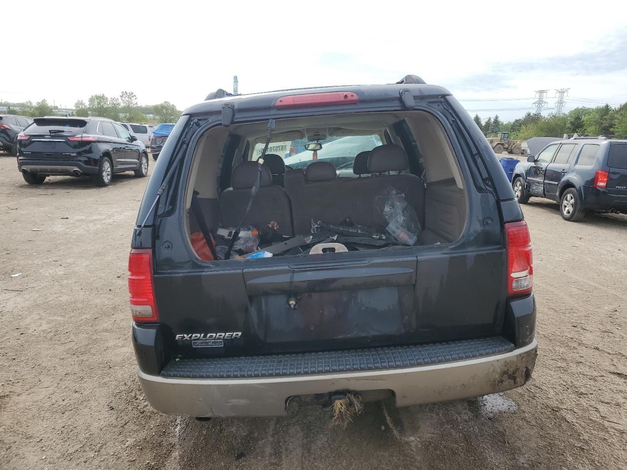 2003 Ford Explorer Eddie Bauer - Фото 6