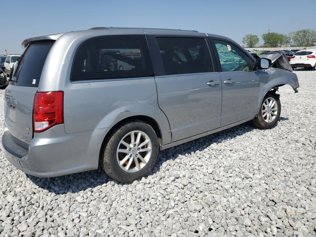 2018 Dodge Grand Caravan Sxt - Фото 3