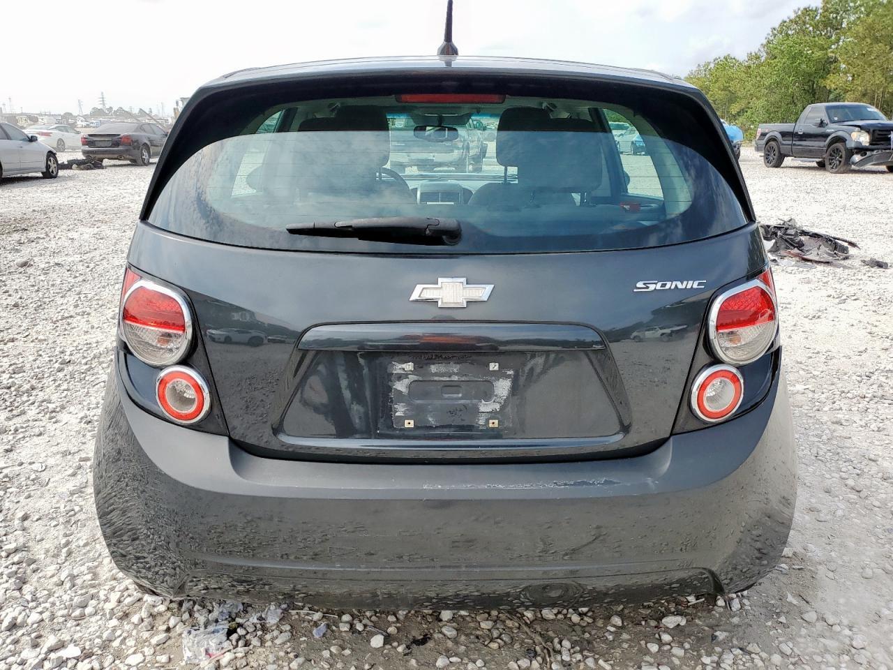 2014 Chevrolet Sonic Ls - Фото 6