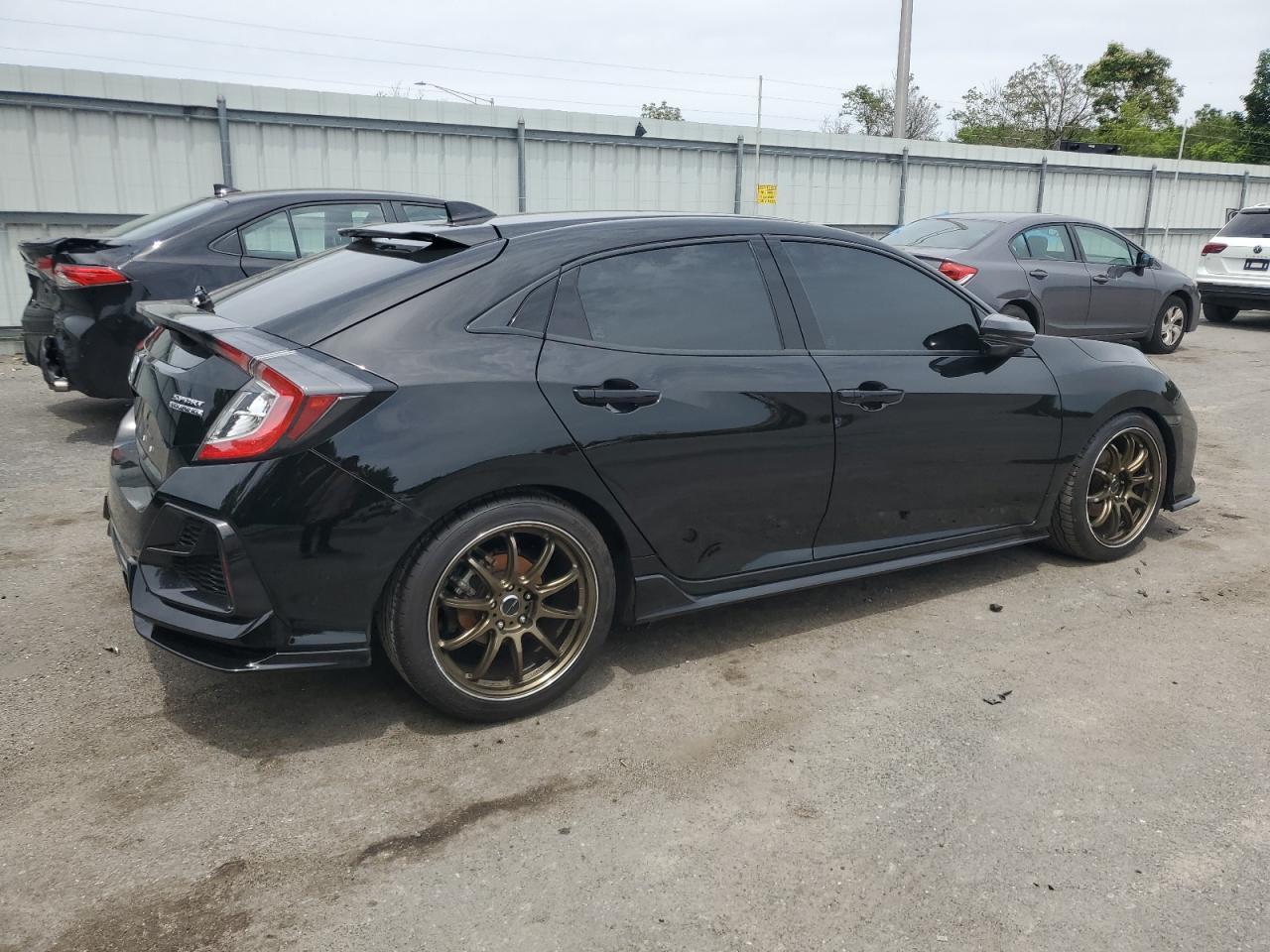 2021 Honda Civic Sport Touring - Фото 3