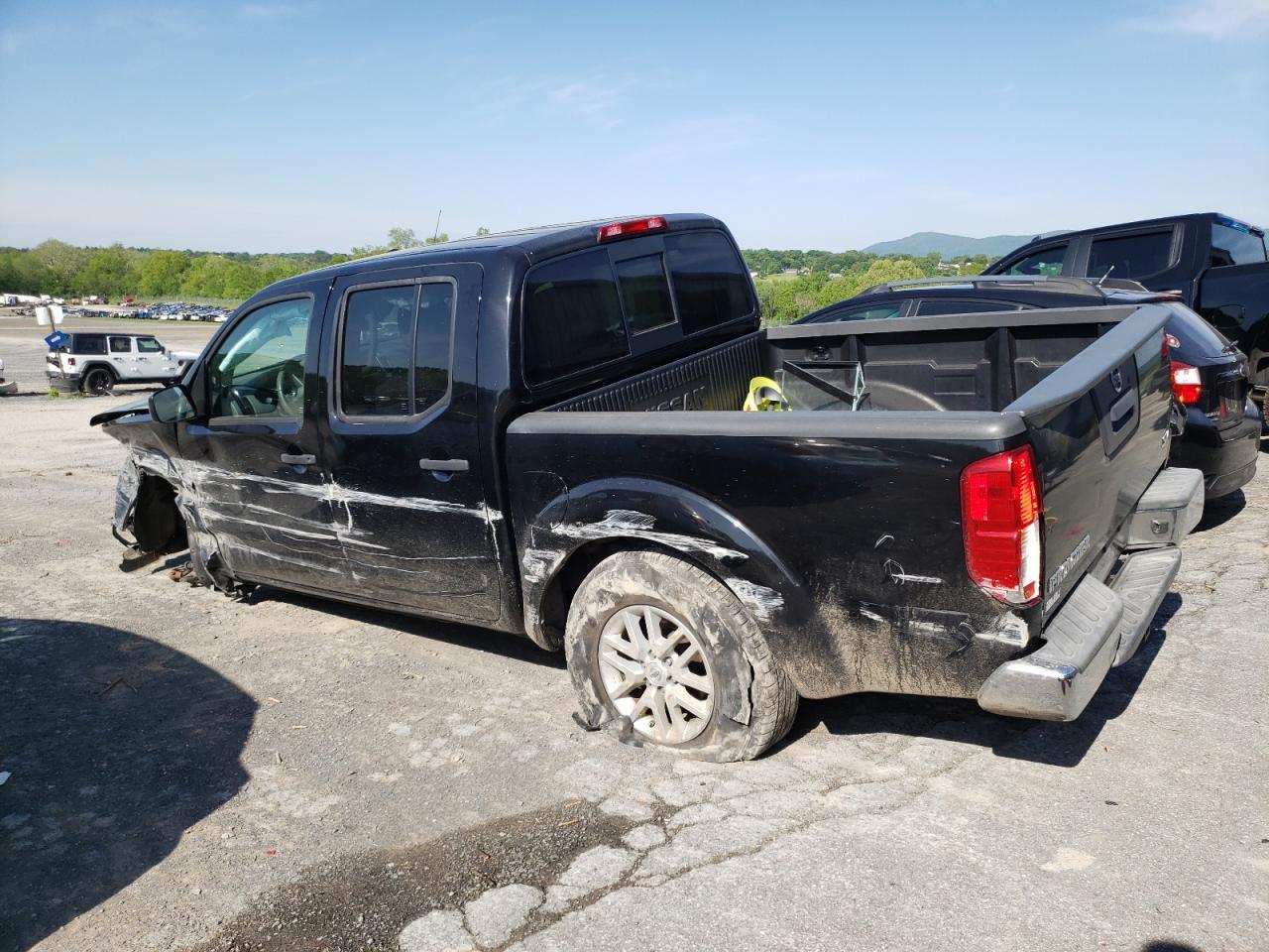 2017 Nissan Frontier S - Фото 2