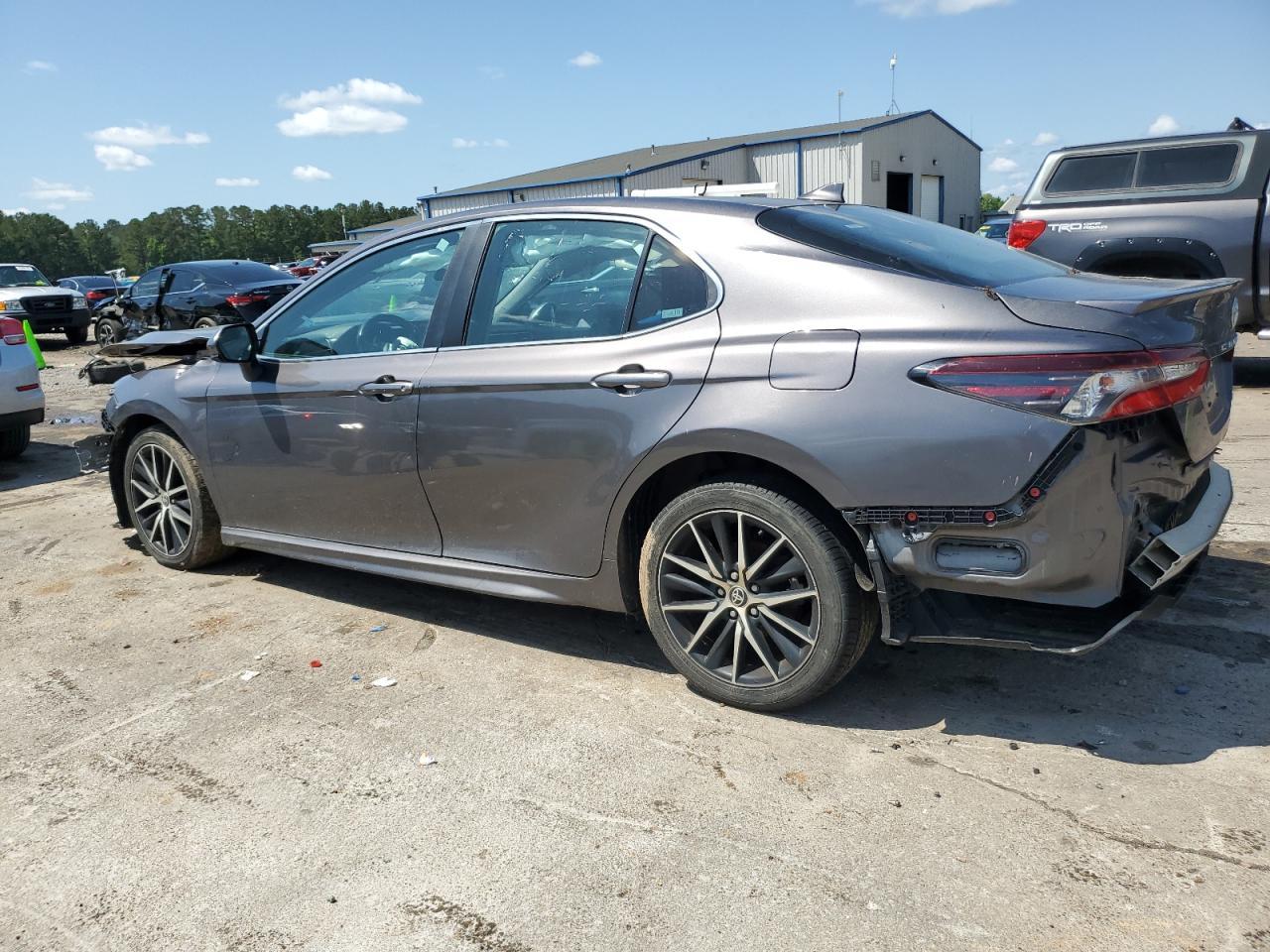2021 Toyota Camry Se - Image 2