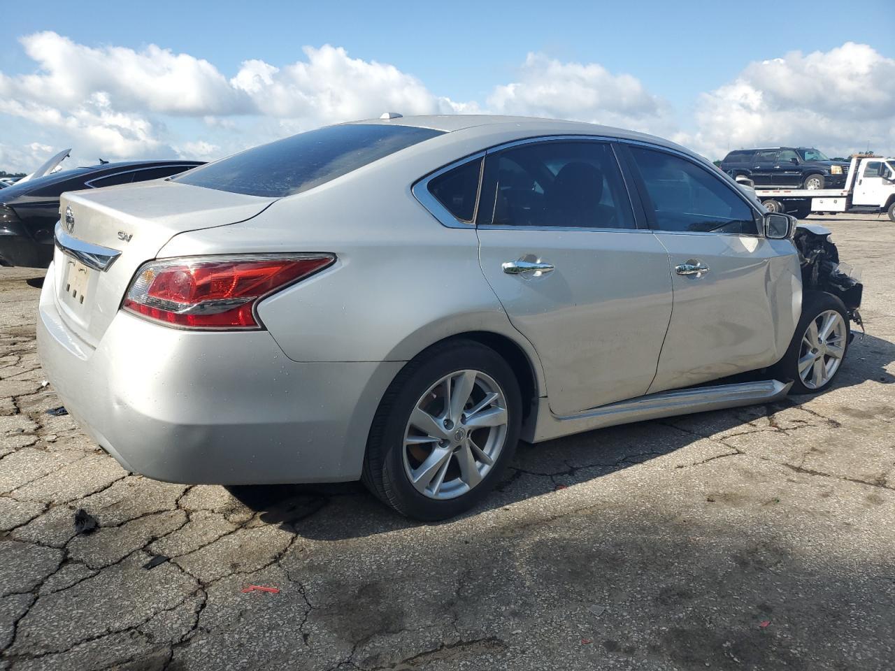 2015 Nissan Altima 2.5 - Фото 3