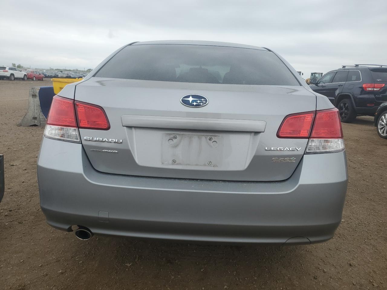2010 Subaru Legacy 2.5I Limited - Image 6