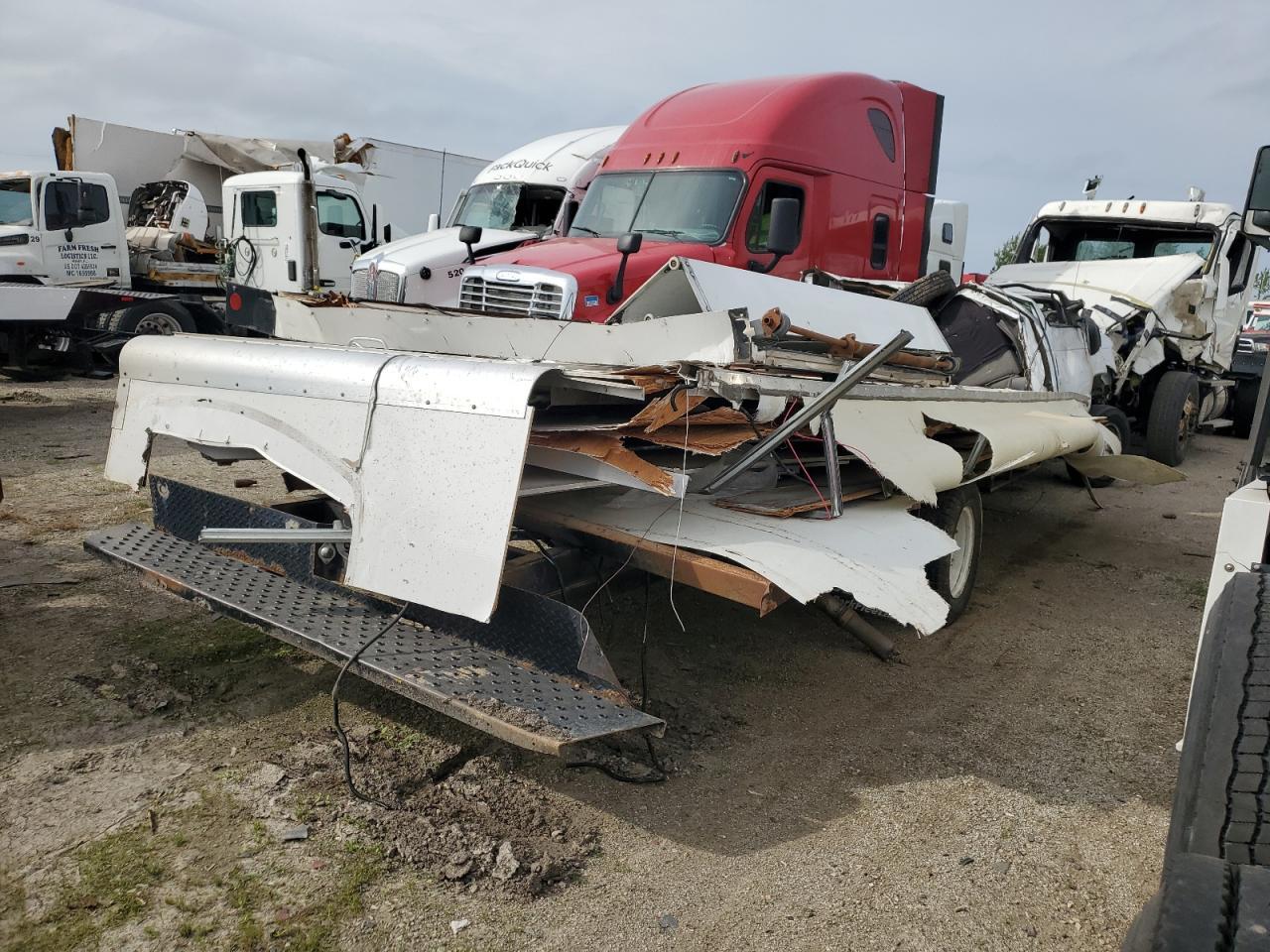 2022 Ford Econoline E450 Super Duty Cutaway Van - Фото 3