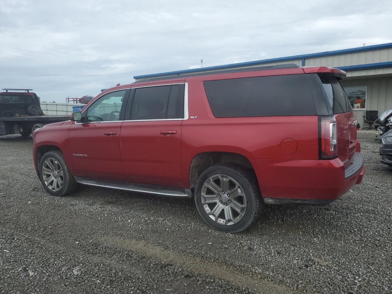 2015 GMC Yukon Xl K1500 Slt - Image 2