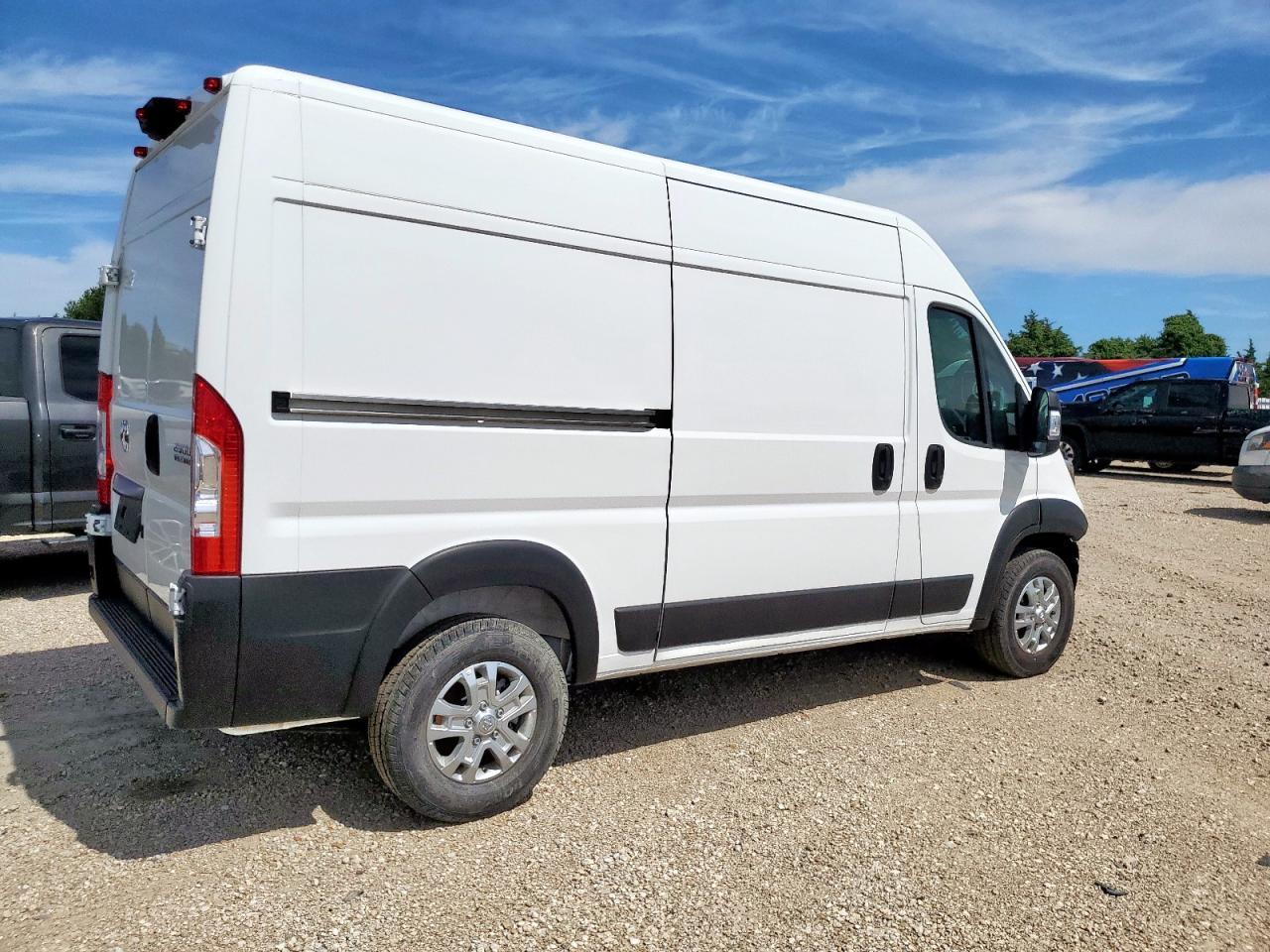 2024 Ram Promaster 2500 2500 High - Image 3
