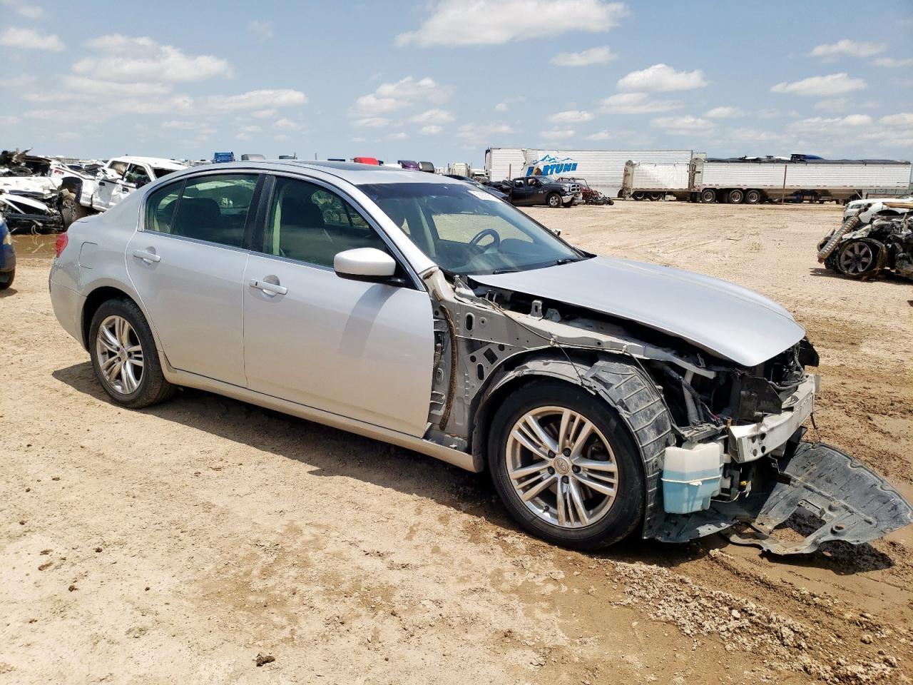 2013 Infiniti G37 - Фото 4