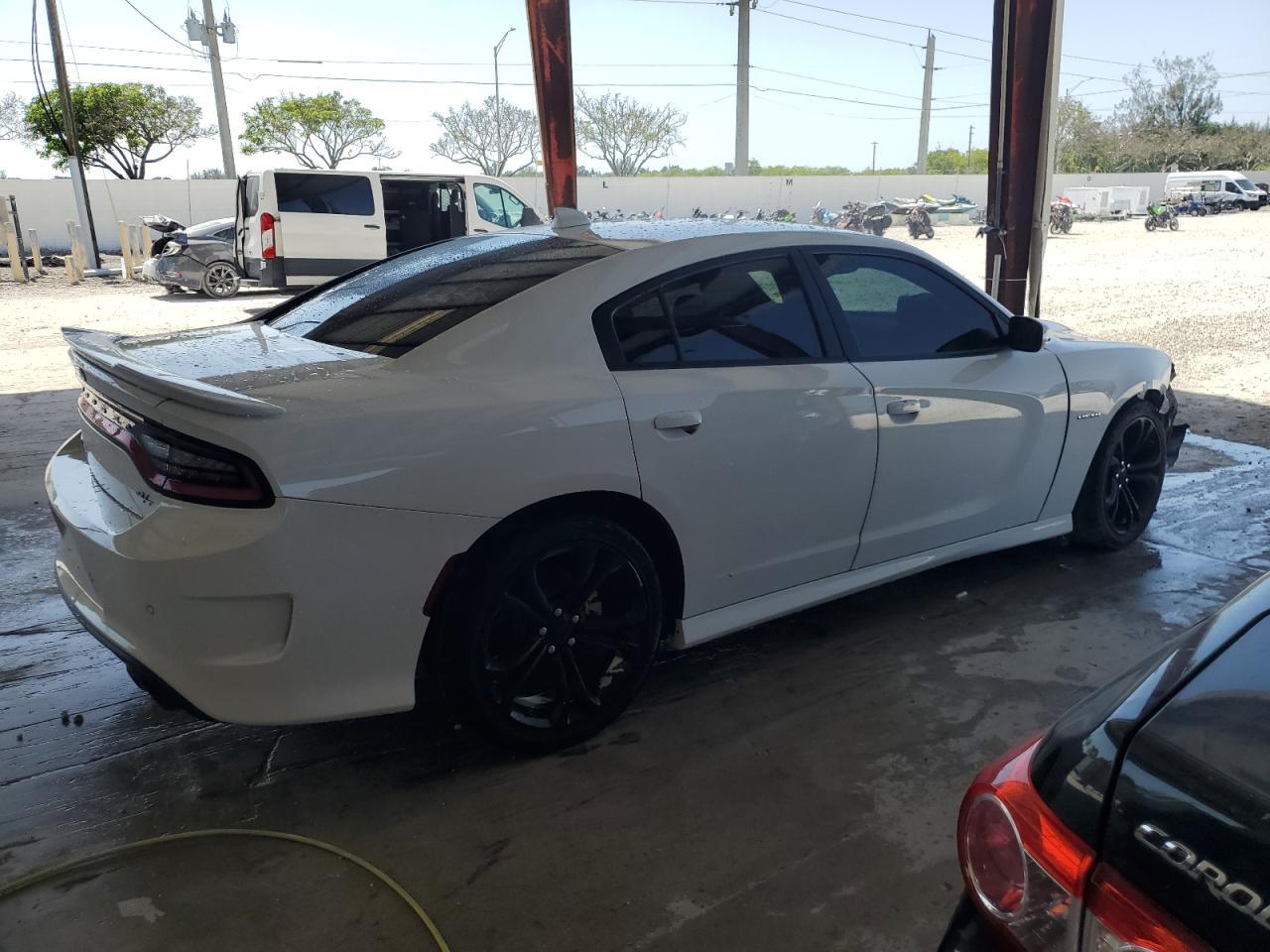 2022 Dodge Charger R/T - Image 3