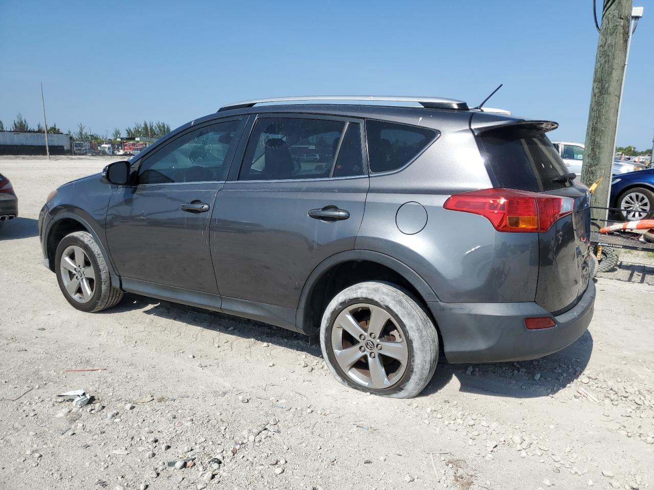 2015 Toyota Rav4 Xle - Фото 2