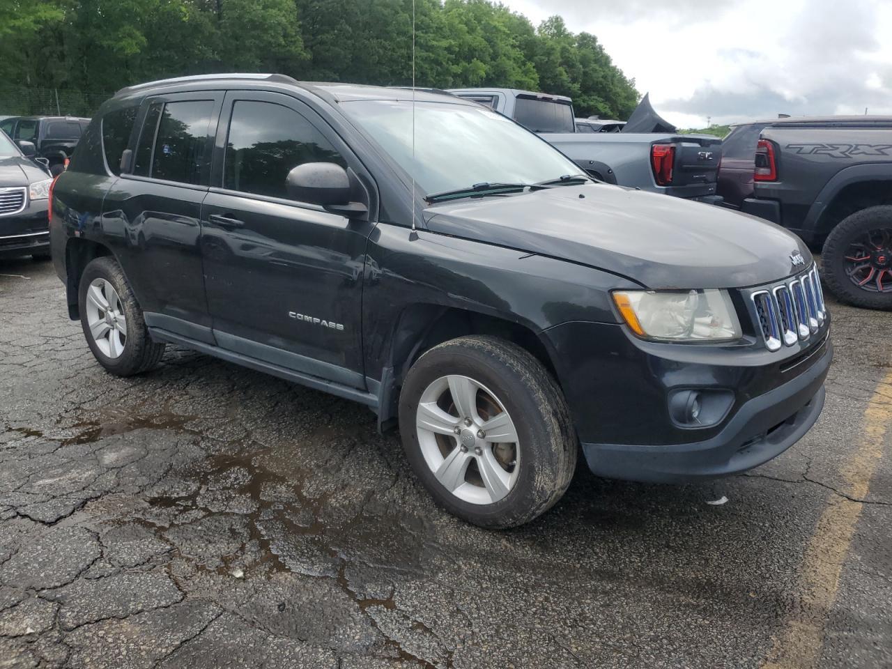 2011 Jeep Compass Sport - Фото 4