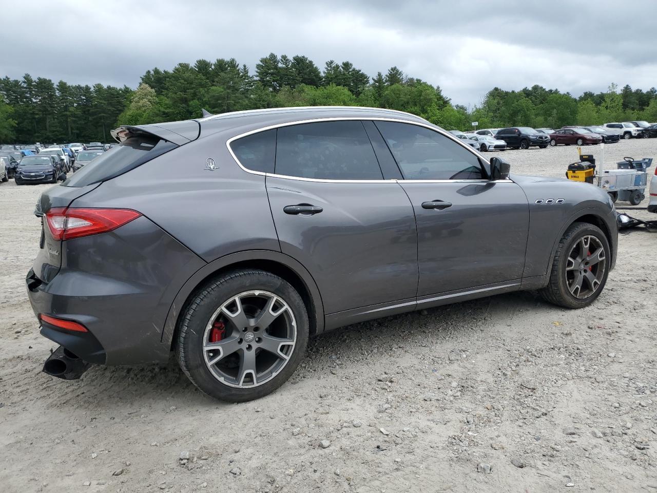 2017 Maserati Levante S Sport - Image 3