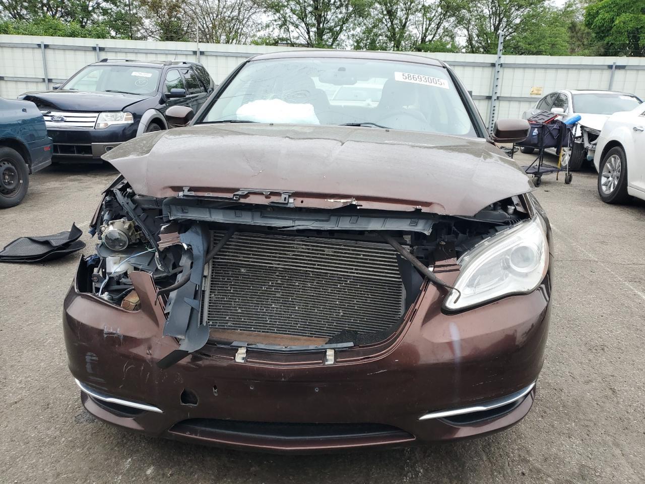 2012 Chrysler 200 Lx - Фото 5