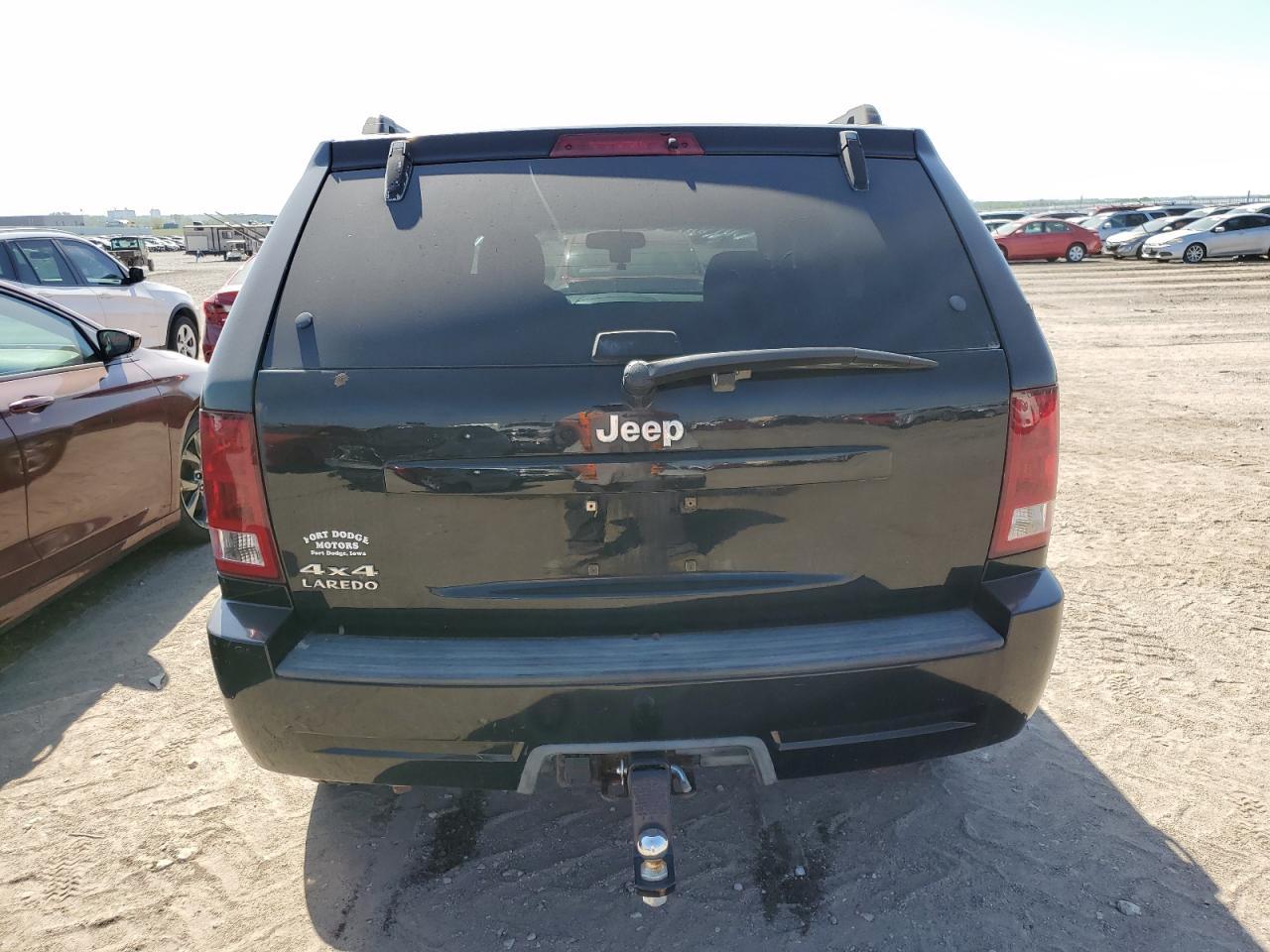 2006 Jeep Grand Cherokee Laredo - Image 6