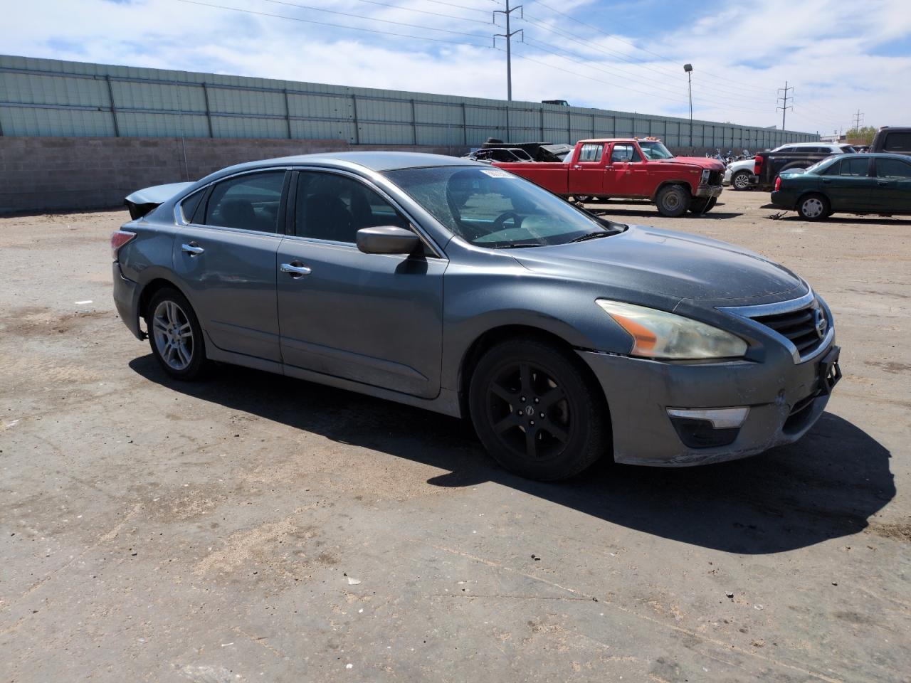 2014 Nissan Altima 2.5 - Image 4