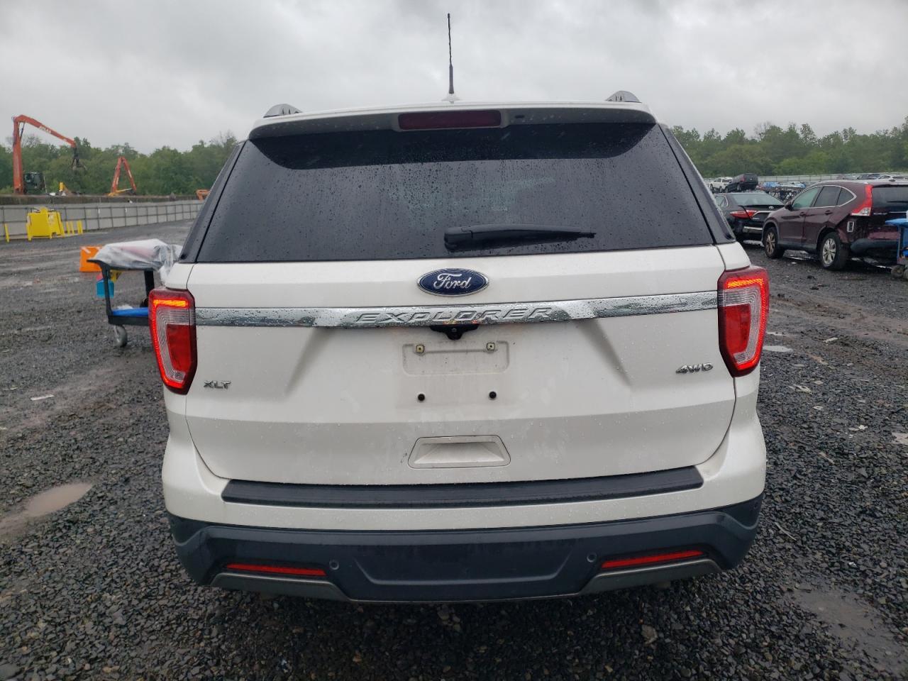 2019 Ford Explorer Xlt - Фото 6