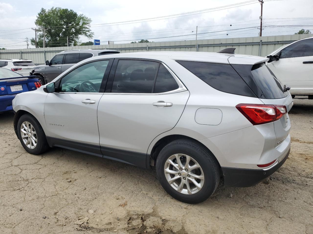 2020 Chevrolet Equinox Lt - Фото 2