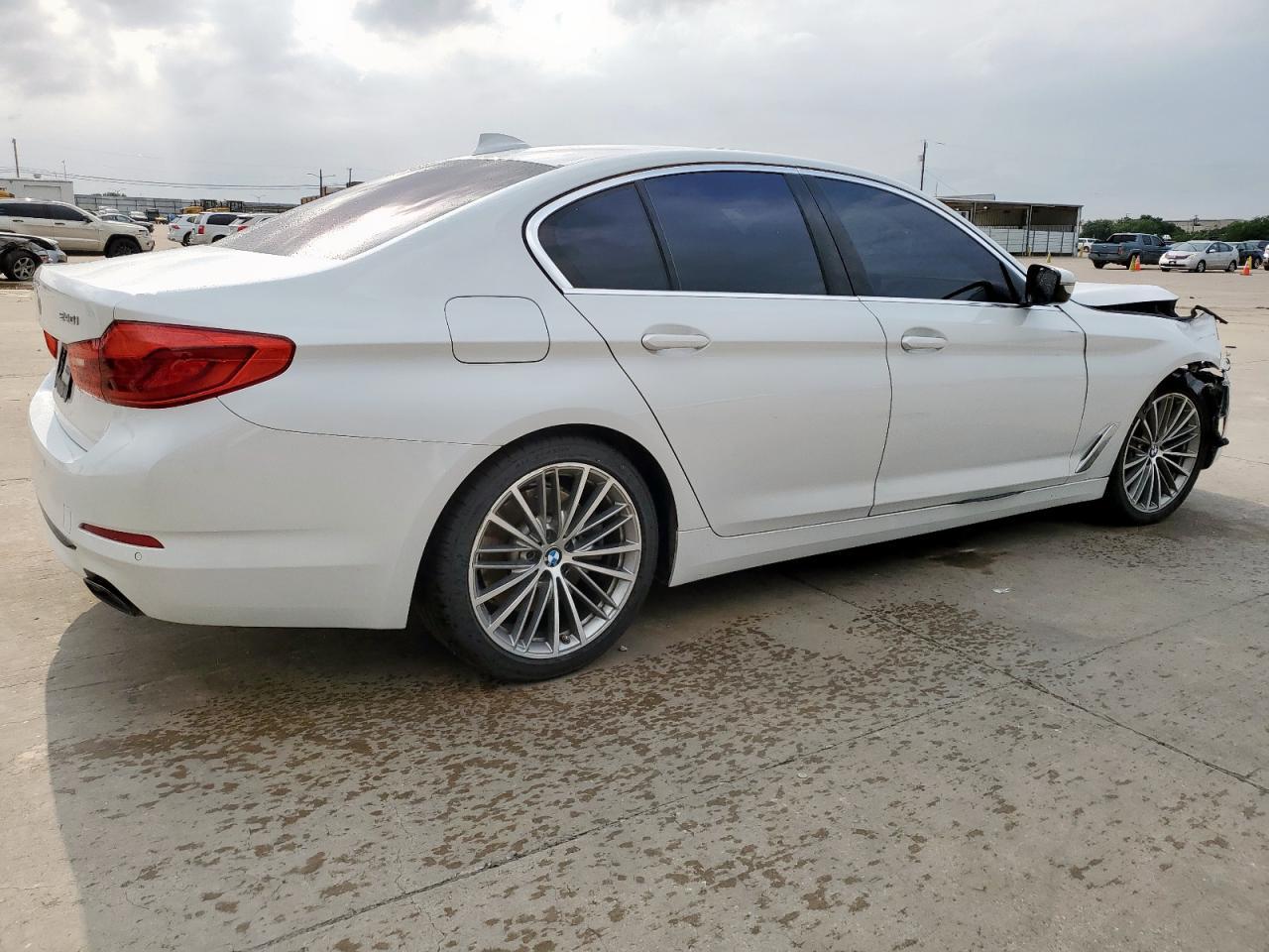 2020 BMW 540 I - Фото 3