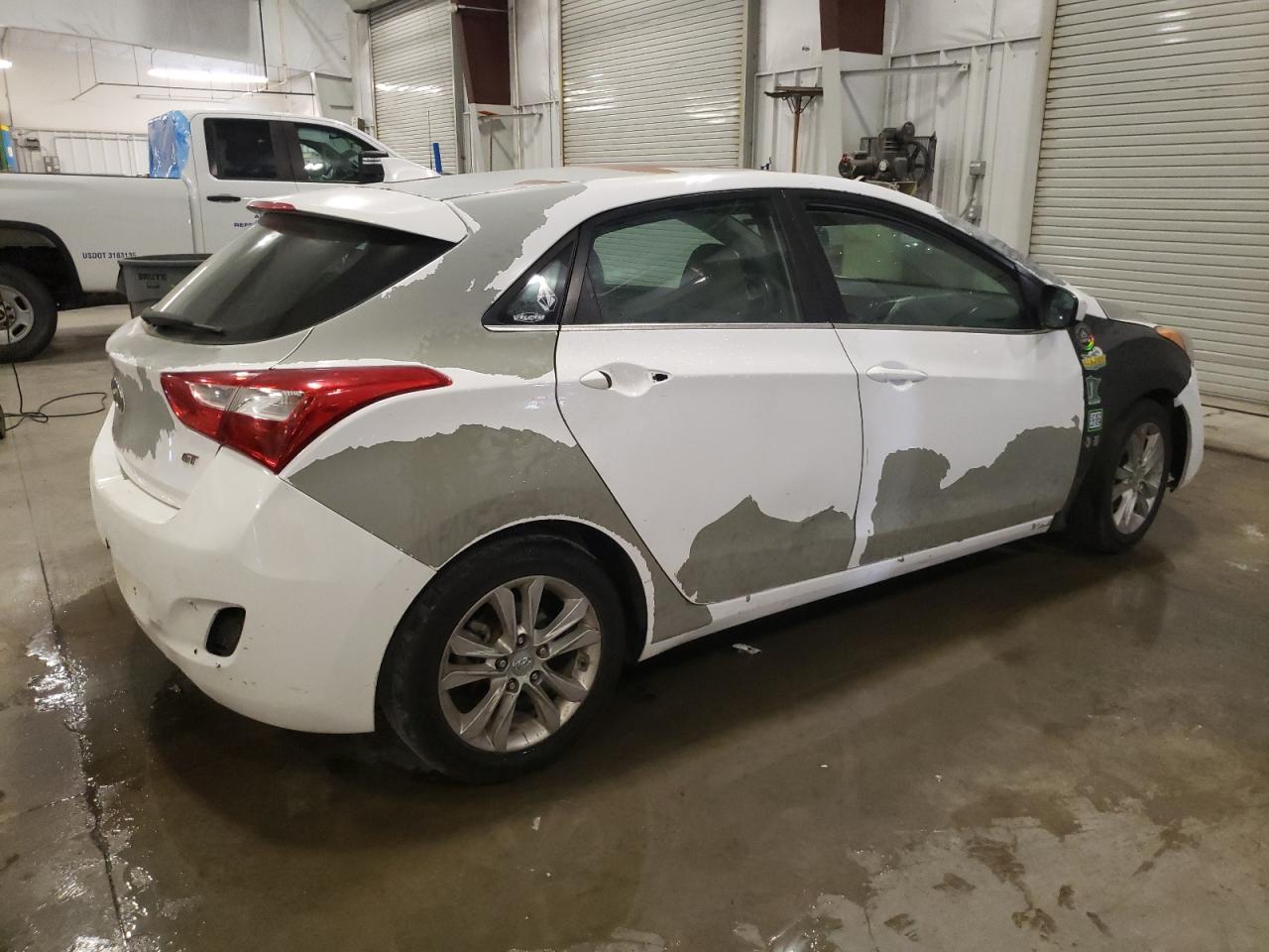 2013 Hyundai Elantra Gt - Image 3
