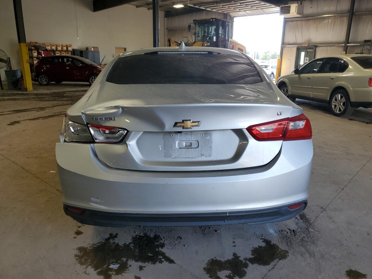 2017 Chevrolet Malibu Lt - Фото 6