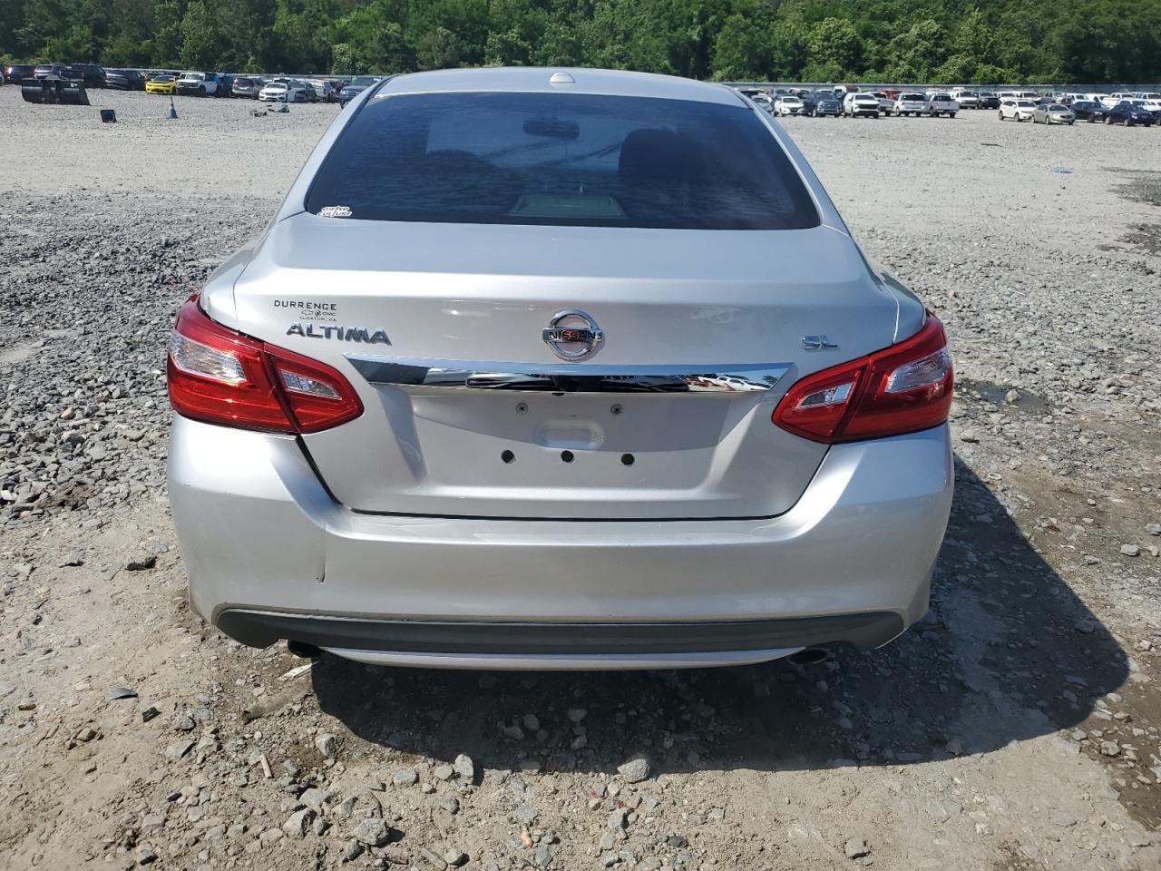 2017 Nissan Altima 2.5 - Image 6