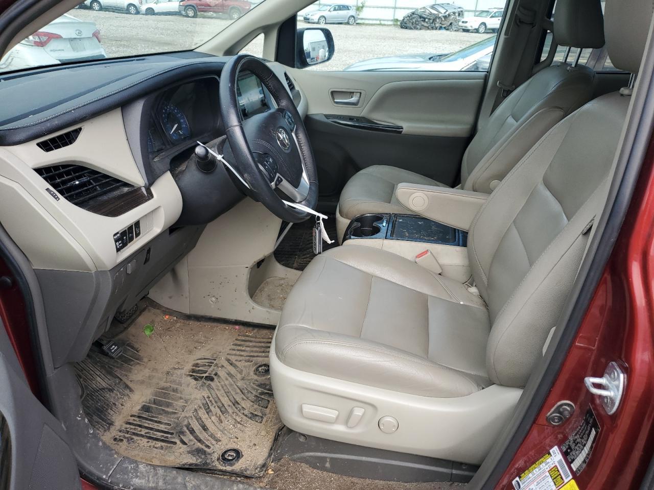 2017 Toyota Sienna Xle - Фото 7