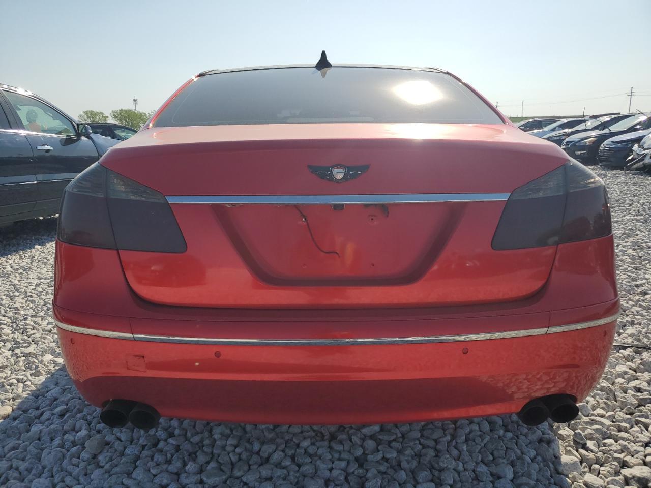 2010 Hyundai Genesis - Image 6